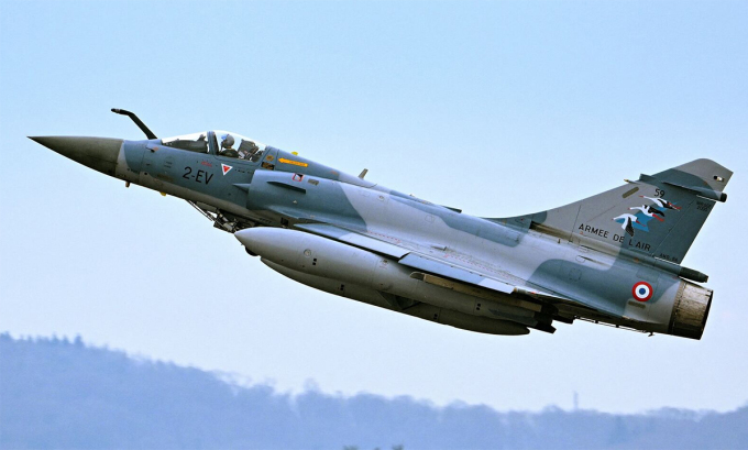 Ukraine Deploys French Mirage 2000 Jets for First Time to Intercept Russian Missiles