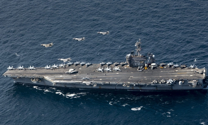 U.S. Deploys Aircraft Carrier with F-35 Fighters to the Middle East