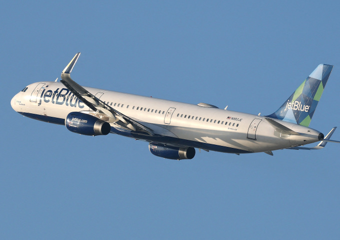 Two Bodies Found in Landing Gear of JetBlue Plane at U.S. Airport