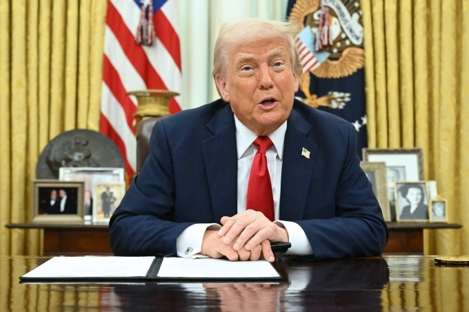 Most Americans Say Trump Is Doing a Better Job Than Biden, Poll Finds