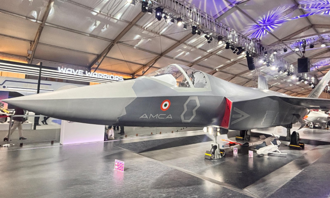 India Approves Plan to Build Its First Indigenous Stealth Fighter