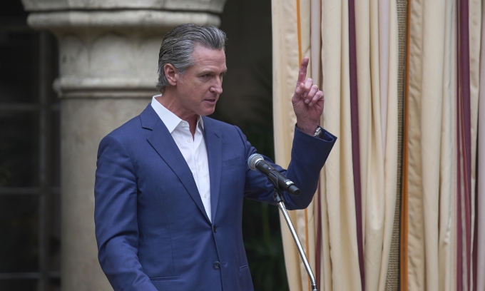 California Pushes Back on Trump Tariffs, Vows Independent Trade Path