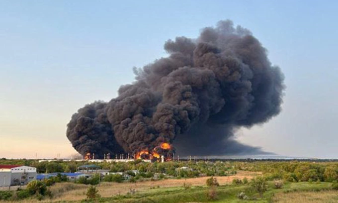 Ukraine Strikes Deep: Kyiv Claims Attacks on Two Key Russian Airbases