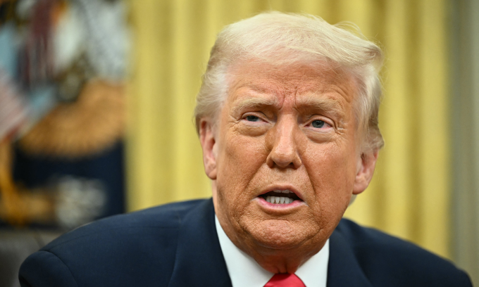 Trump Threatens Sweeping Sanctions on Russia