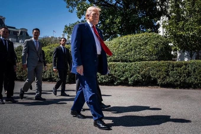 18 Hours of Turmoil Prompt Trump to Hit Pause on Tariffs