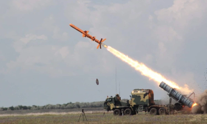 Ukraine Claims Strike on Russia with 1,000 km-Range Domestic Missile